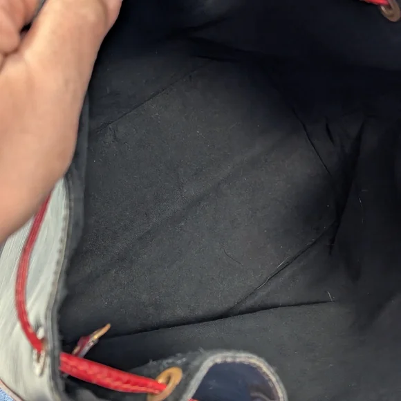 LOUIS VUITTON GM Epi Noe Shoulder / Bucket Bag With COA - Picture 5 of 14